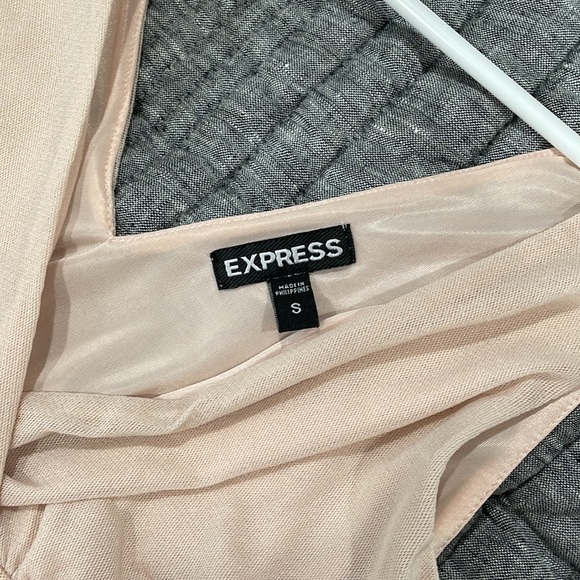 Express Blush Tank - Picture 4 of 4